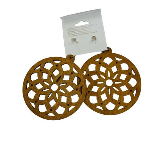 Fashion Jewelry Floral Wooden Boho Dangle Earrings - Picture 7 of 9